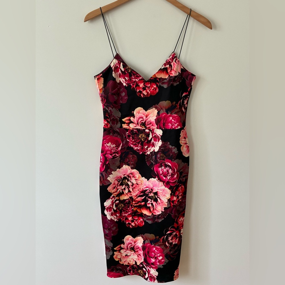 NWT ASOS Floral Sweetheart Bodycon Dress Size 6